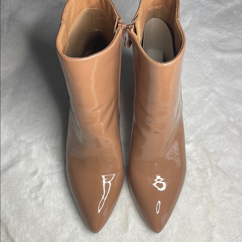 New- Top Moda-shiny patent tan ankle booties- 10 - Picture 2 of 8
